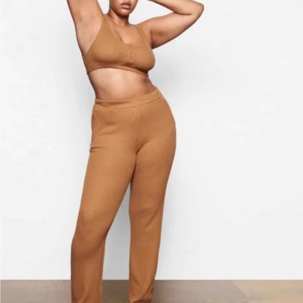 SKIMS SET Waffle Knit Loungewear Button Front Bra Top and Pants Size: S